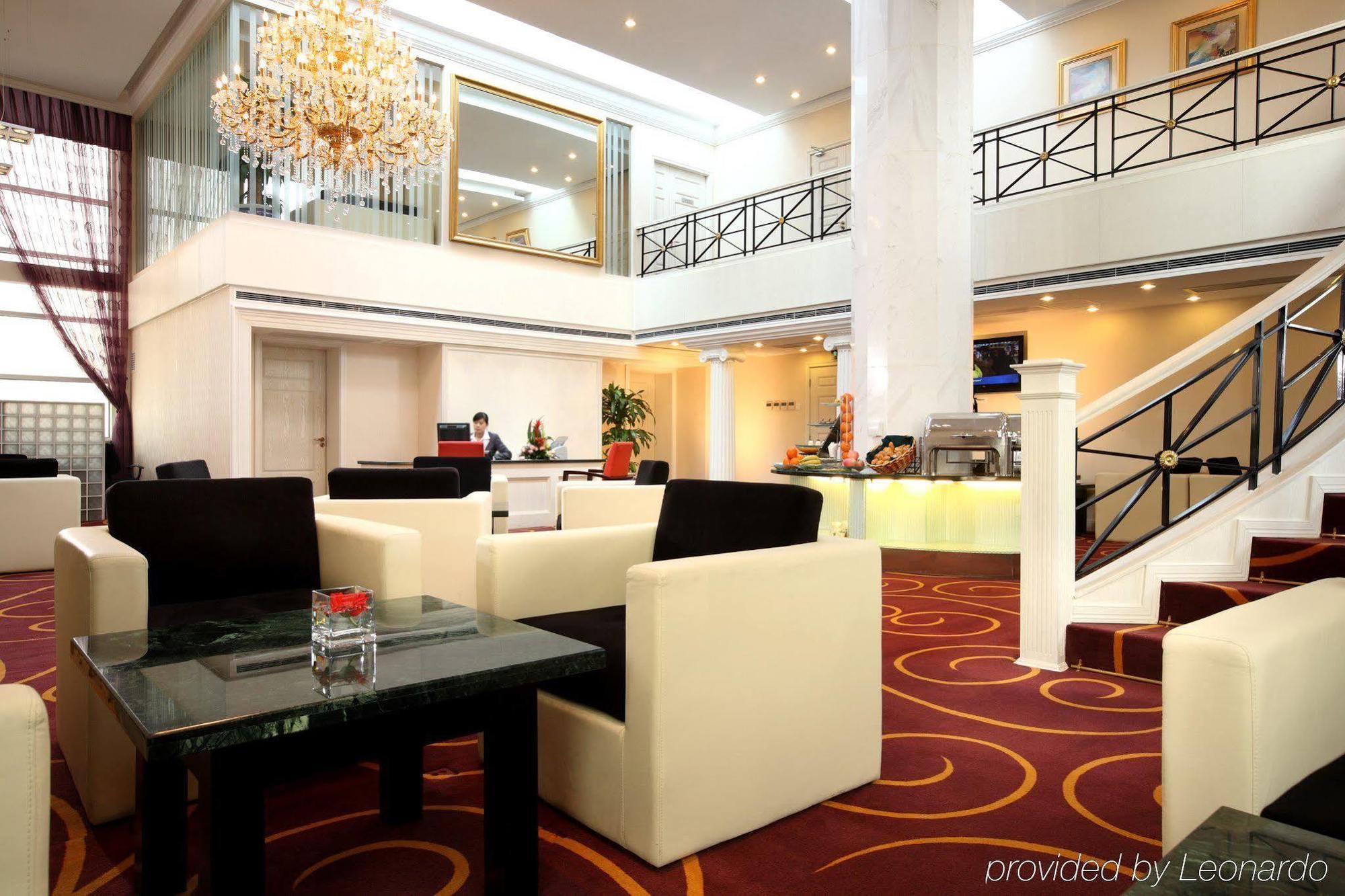 Hotel Downtown 4*